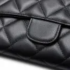 Black diamond-patterned genuine leather wallet for women, long style, simple and fashionable Application Scenario